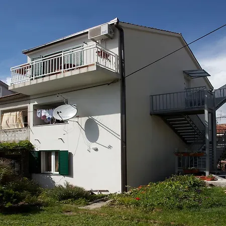 Firule Sandy Beach Apartment *