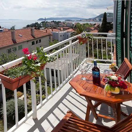 Firule Sandy Beach Apartment Split